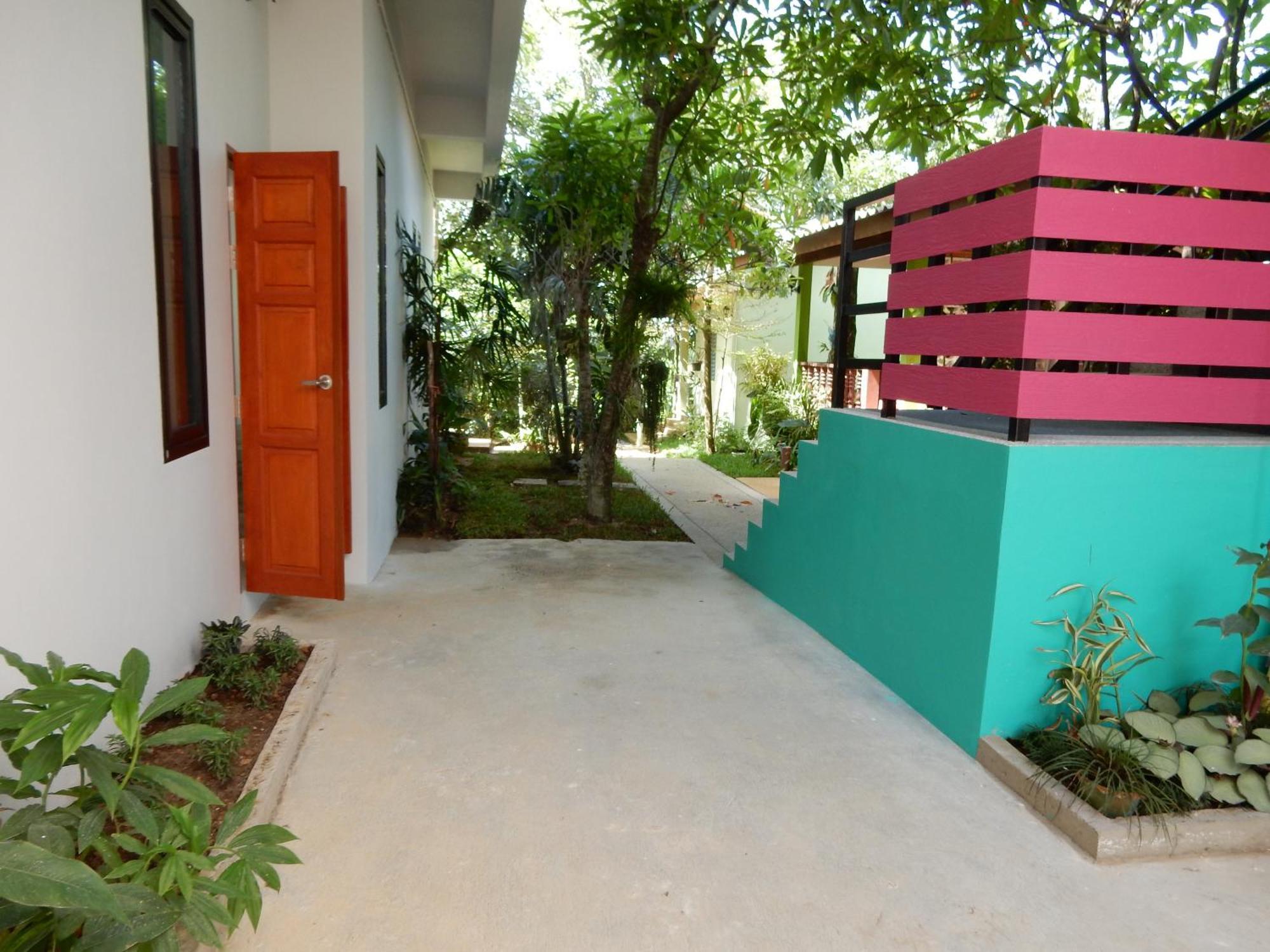 Wandee Bed & Breakfast Khao Lak Exterior photo