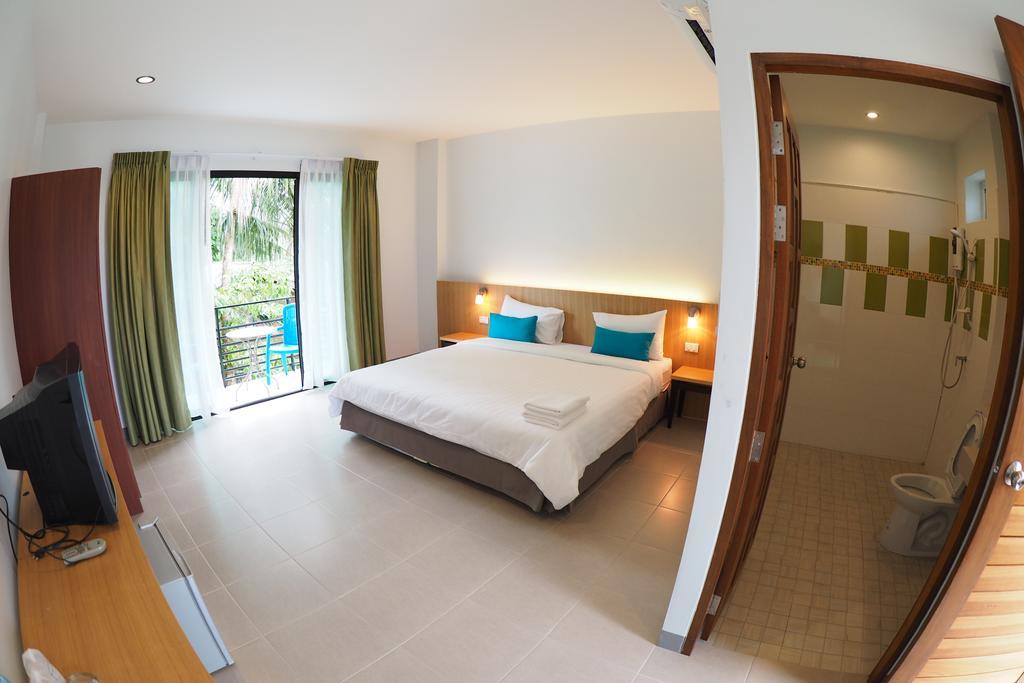 Wandee Bed & Breakfast Khao Lak Exterior photo