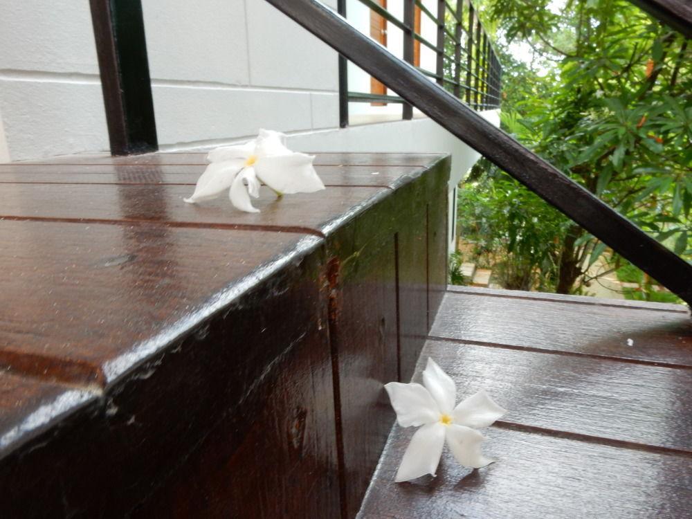 Wandee Bed & Breakfast Khao Lak Exterior photo