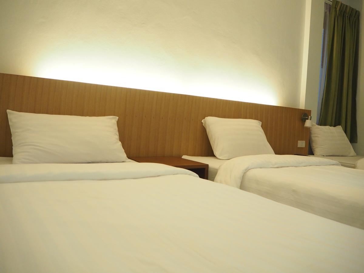 Wandee Bed & Breakfast Khao Lak Exterior photo