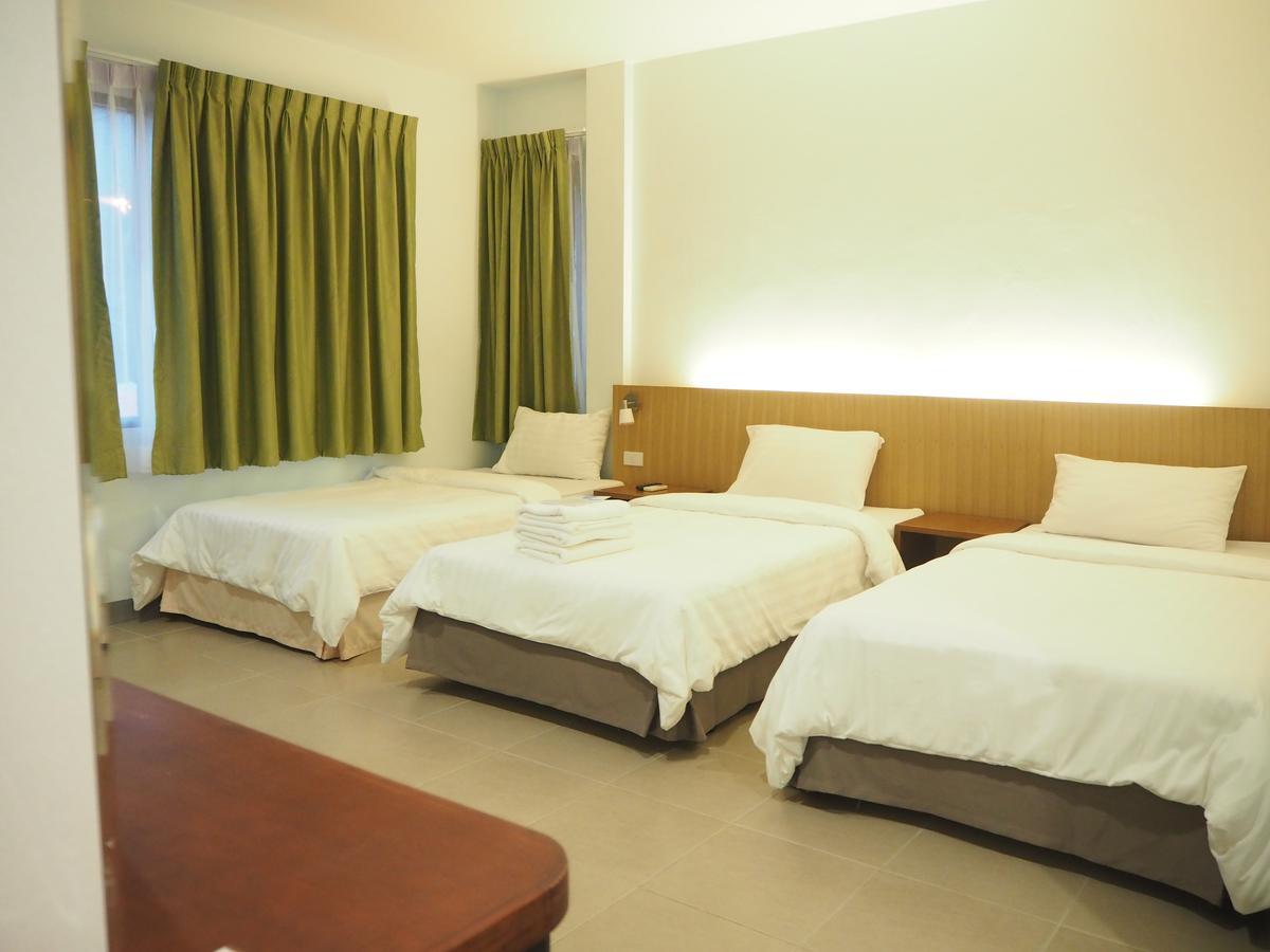 Wandee Bed & Breakfast Khao Lak Exterior photo