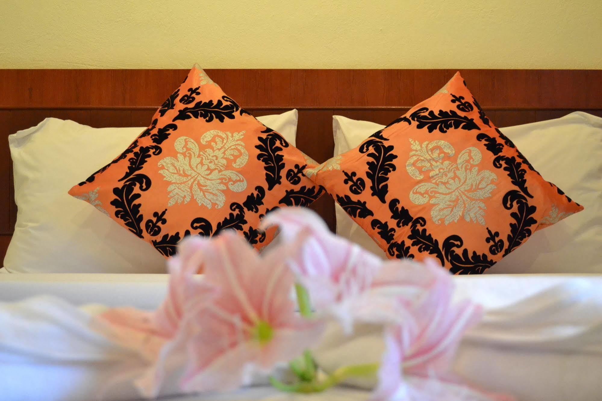 Wandee Bed & Breakfast Khao Lak Exterior photo