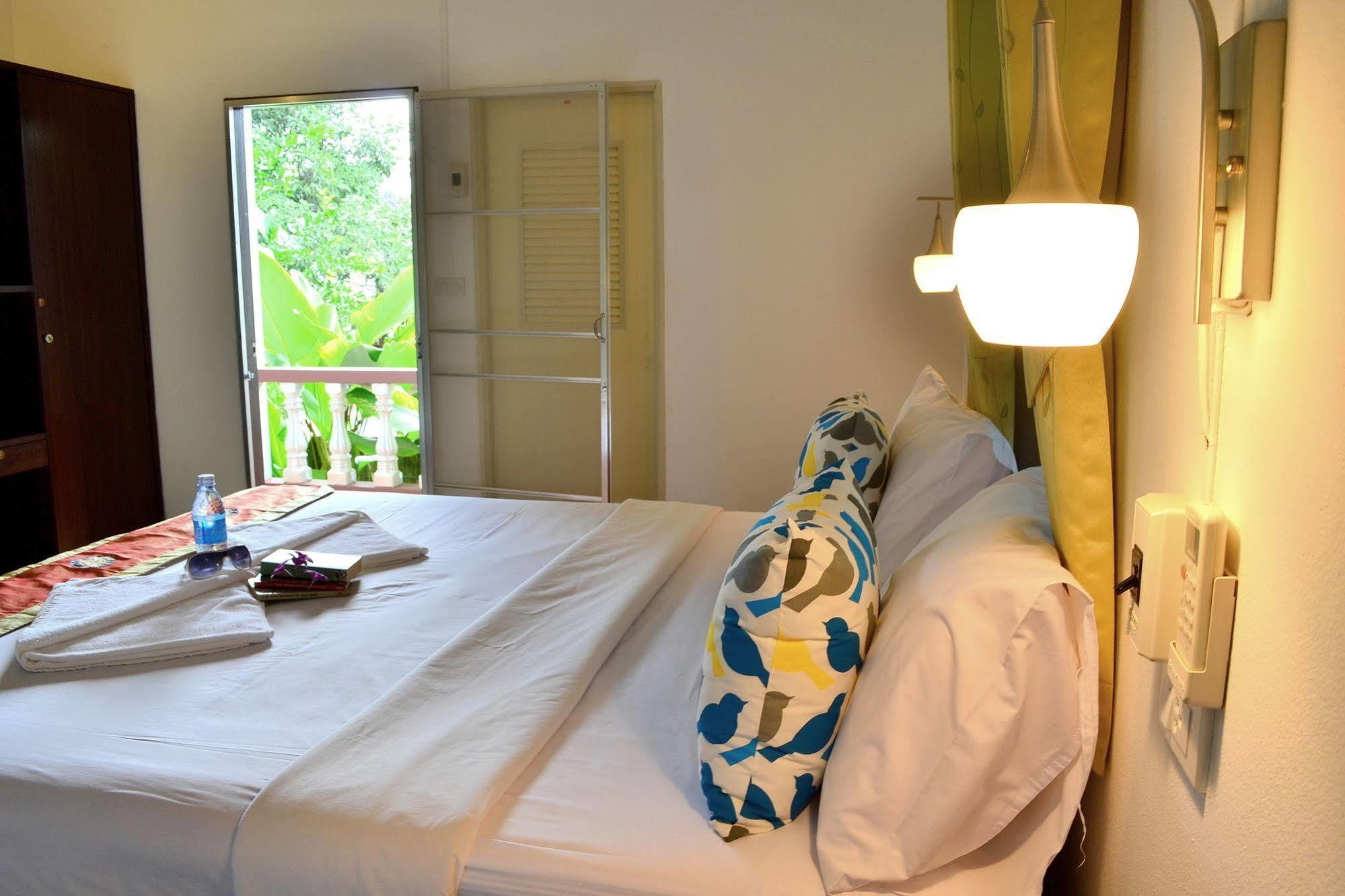 Wandee Bed & Breakfast Khao Lak Exterior photo